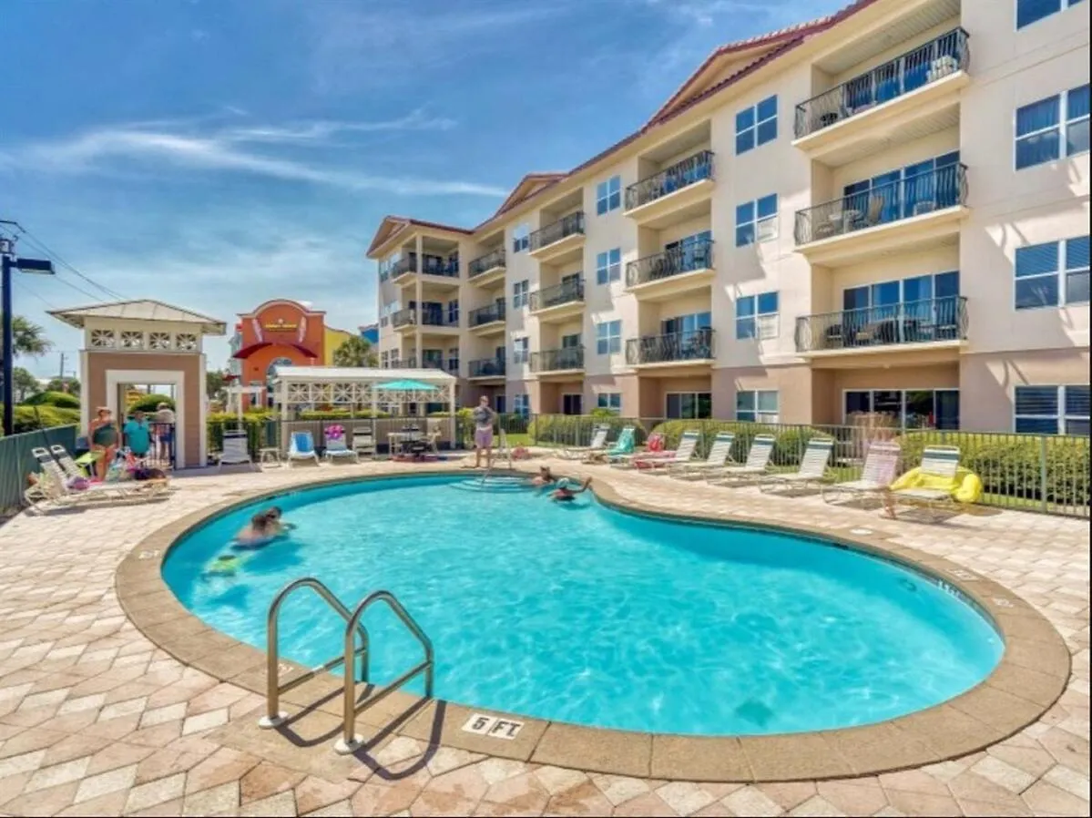 Emerald Waters 205 Destin Apartment